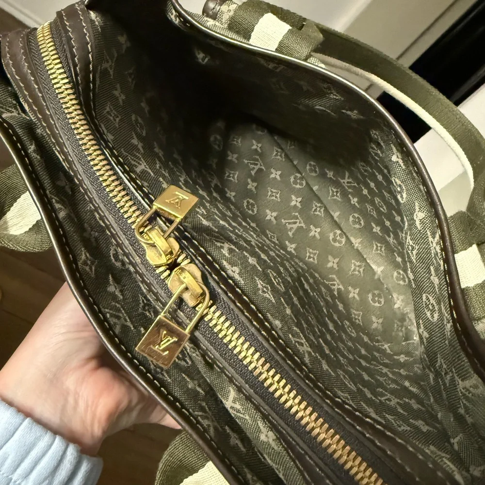 Louis Vuitton Monogram Top Handle Bag. EC! 👜 - Picture 9 of 16